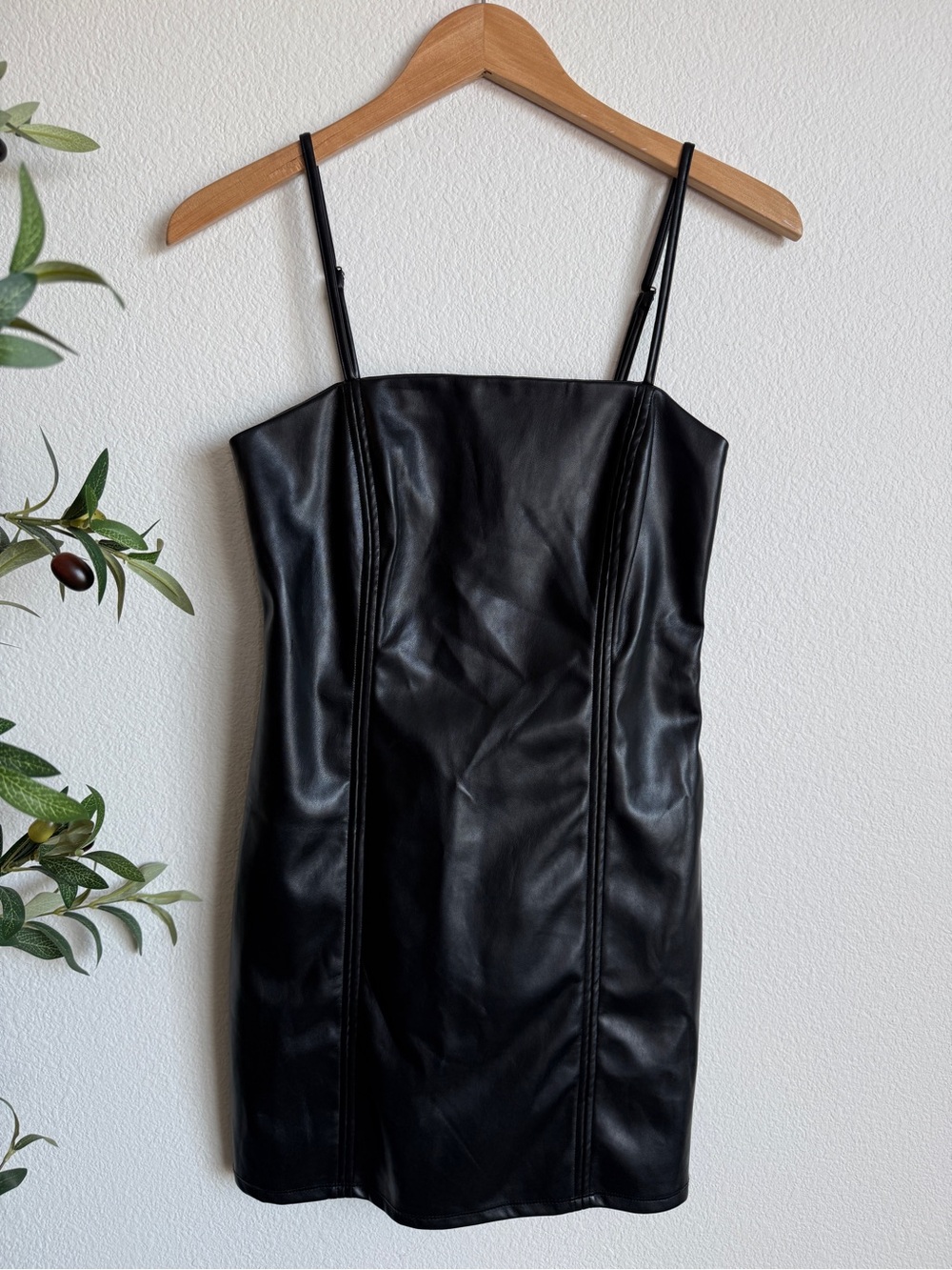 Stitch & Pine Black Faux Leather Mini Dress Women’s Size Medium